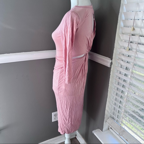 Fashion Nova dress - Picture 3 of 6